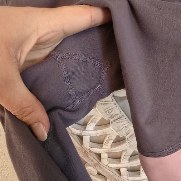 Fabletics Women' Define Mid Rise Gray Pink Mesh Powerhold Tight Leggings Sheer M - Picture 8 of 8